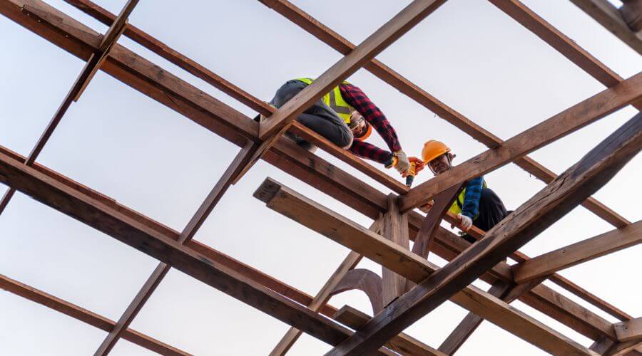 Professional gutter cleaning services in Deerfield, MO